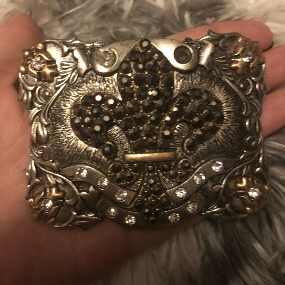 Ariat belt buckle